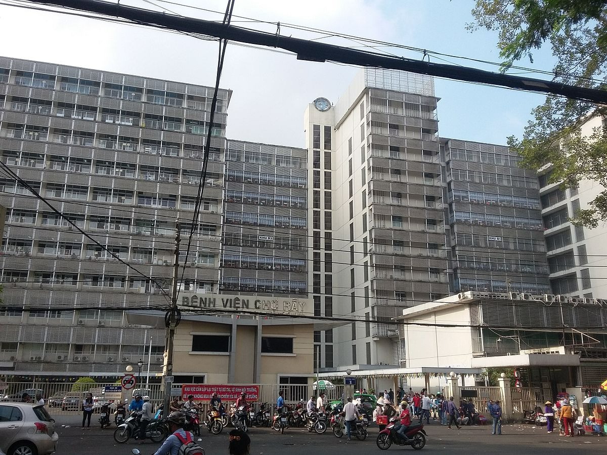Nhắc đến Bệnh viện Chợ Rẫy, chắc hẳn ai cũng biết đây là một trong những bệnh viện tuyến cuối lớn nhất cả nước, đặt tại TP Hồ Chí Minh
